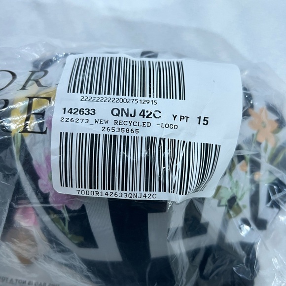 PINK VS Victoria Secret bra black t-shirt wear everywhere lightly lined 42C - Picture 8 of 8